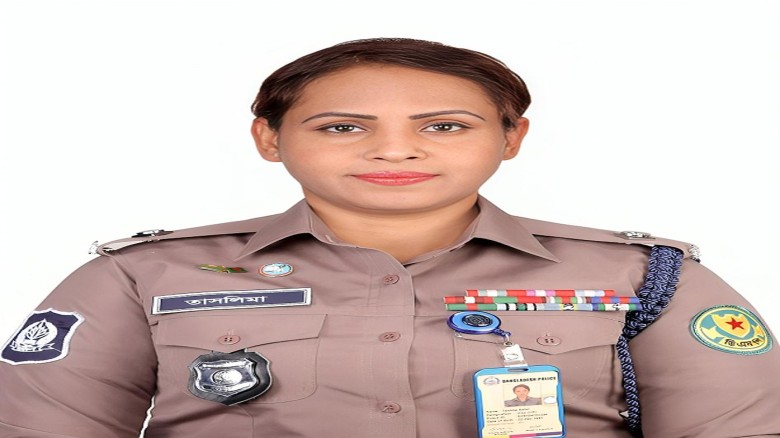 বিমানবন্দর থানার ওসি তাসলিমা আকতার ১ বছরে প্রশংসনীয় দৃষ্টান্ত স্থাপন করেছেন